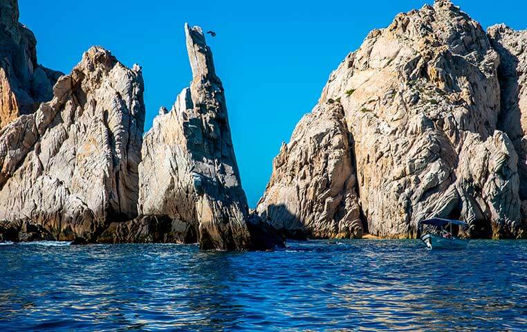 Cabo Arch & Lover's Beach Water Taxi Tour: The Ultimate Guide (Beach Landing Rules, Logistics & Safety)